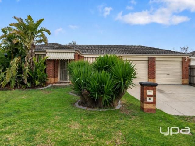 4 Sylvia Close, HILLSIDE