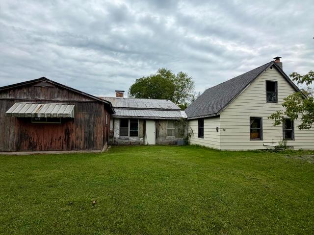 4 S East Avenue