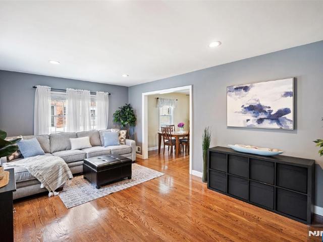 4 Saint Ann Place