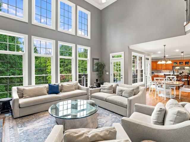 4 Saint Ives Way