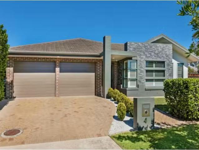 4 Sanderling Crescent, CRANEBROOK House for rent Listed by Pa.