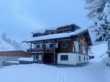 Etagenwohnung mieten in Reutte - Balkon