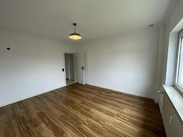 4 Schlafzimmer Wohnung Niedernhausen Deutschland LS103391576