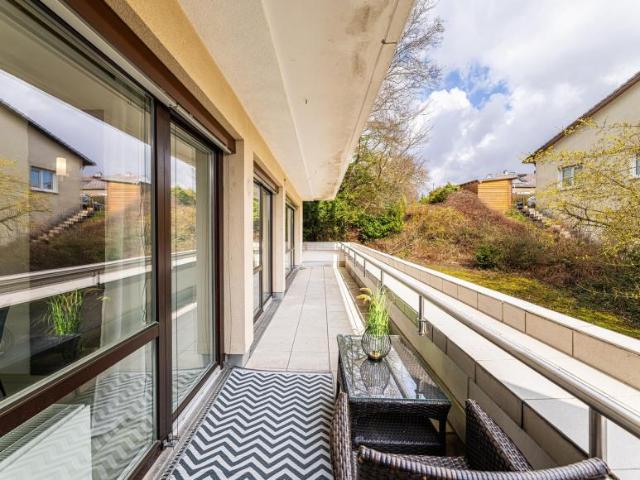 4 Schlafzimmer Wohnung Höchberg Deutschland 103307312