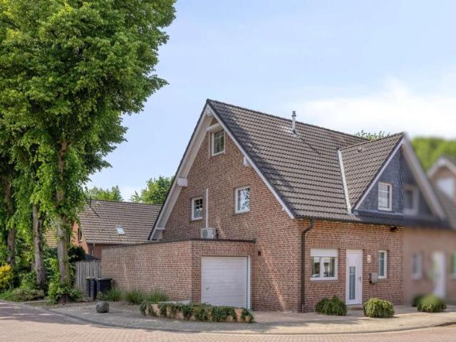4 Schlafzimmer Haus Emmerich Am Rhein Deutschland 104225626