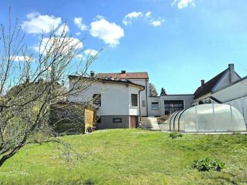 Haus zur Miete in 7053