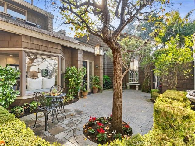 4 Sea Island Drive