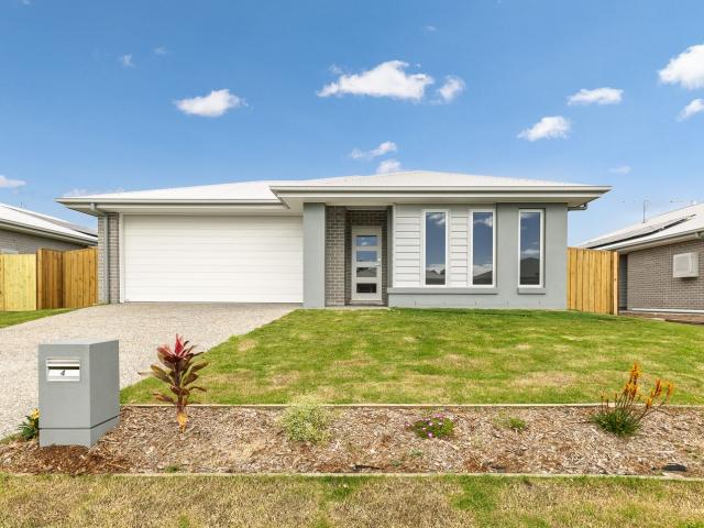 4 Sea Rocket Circuit, DUNDOWRAN, QLD 4655