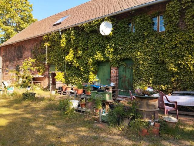 4 Seit Hof, Pferdehaltung möglich