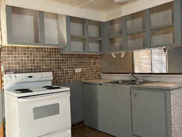 4 Skyland Drive W