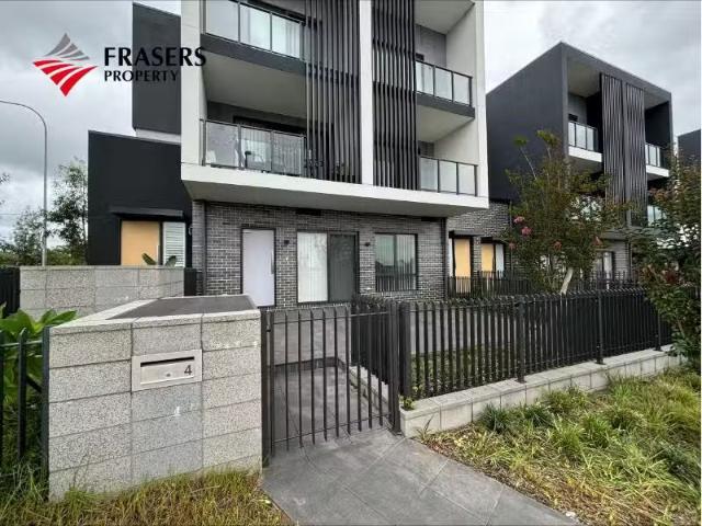 4 soldiers parade, Edmondson Park House for rent Listed by Za.