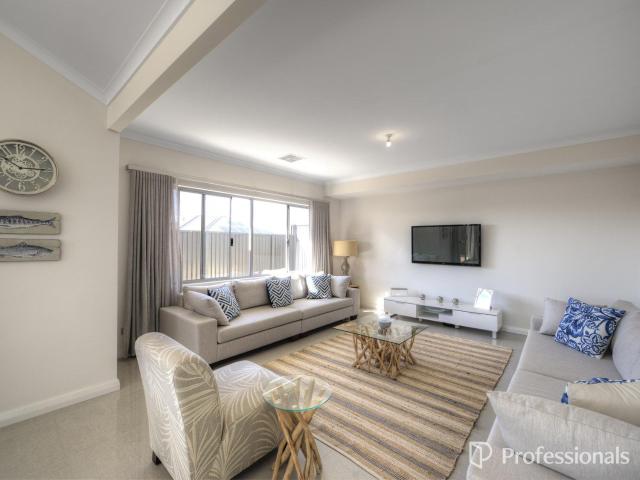 4 Spindle GroveJindalee WA 6036, Australia