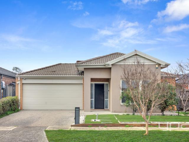 4 Spirit Avenue, Point Cook