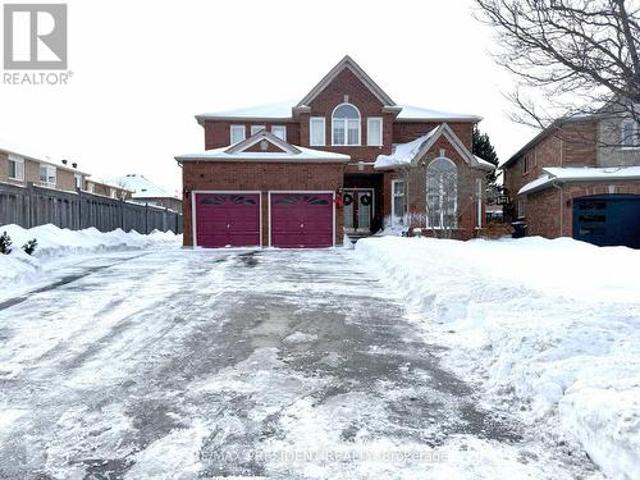 4 Tall Oaks Place, Brampton, ON, L6R 1V1 house for sale | Listing ID W12721 | Royal LePage