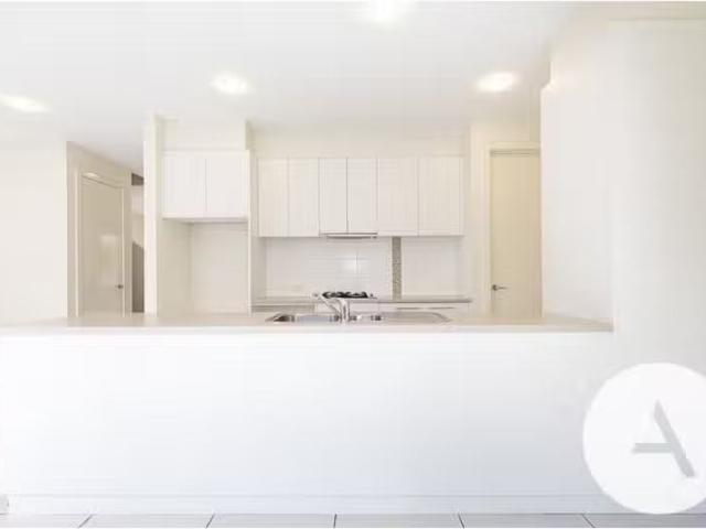 4 Taplow Street, CRACE House for rent Listed by Amarjit Kaur.