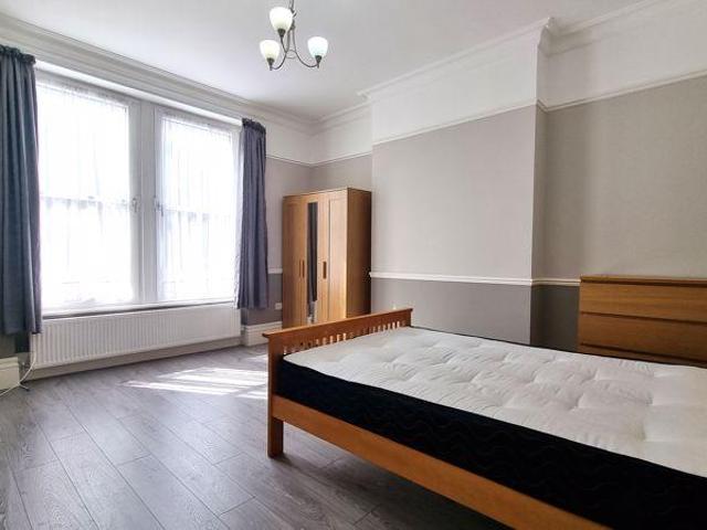 4 Temple Road, London, N8 7BY, United Kingdom | 3 bed apartment for rent #6581278 | Rentberry