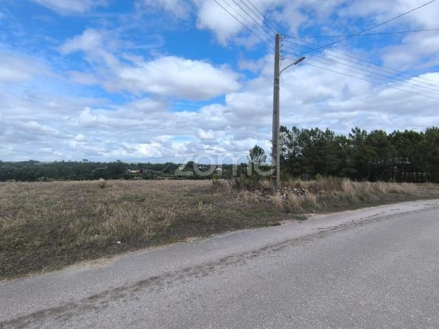 4 Terrenos Área Total de 20.778 m2 Urbanizável parcialmente