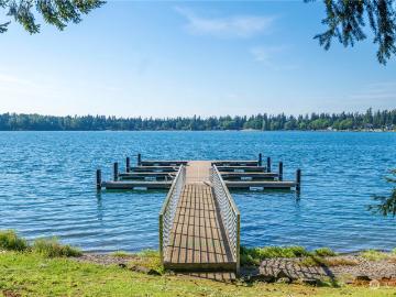 4 Thornewood Ln SW, Lakewood, WA 98498 | MLS #2196