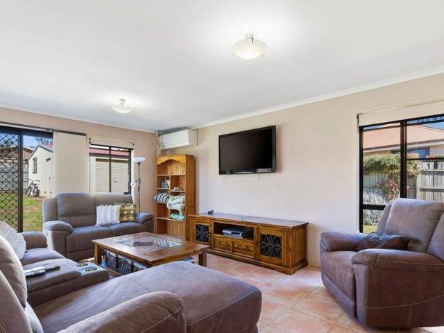 4 Throwleigh Close, RANGEVILLE