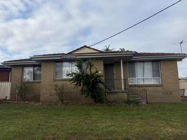 4 Tregenna Street, RAYMOND TERRACE House for rent Listed by R.