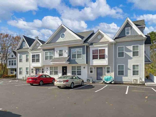 4 U.S. Route 1 2 Bedroom Apartment for Rent at 4 Us Route 1, York, ME 03909