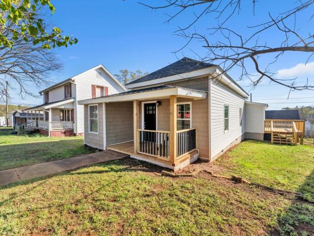 4 Walnut Street