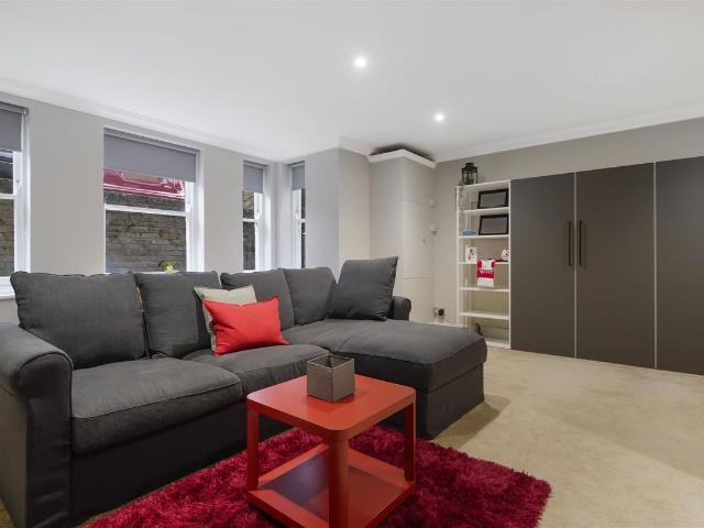 4 Waldegrave Park, Twickenham TW1, Studio to rent, £1,400 pcm | PrimeLocation