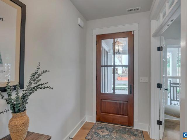 4 Warwick Dr, Crozet, VA 22932 | MLS #671408