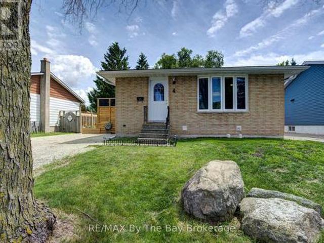 4 Watts Crescent, Collingwood, ON, L9Y 4H2 house for sale | Listing ID S13613 | Royal LePage