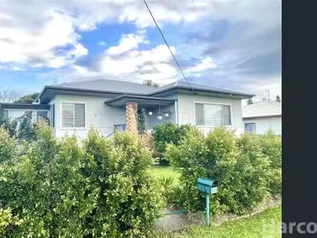 4 Waugh Street, Wauchope, NSW 2446 House for Rent