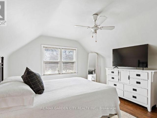 4 WEST LYNN STREET, St. Catharines, Ontario, L2N3N7