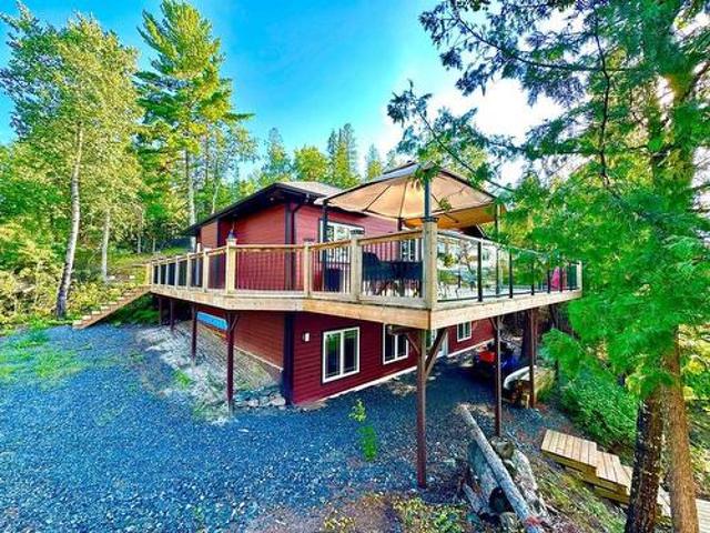 4 Whiskey Jack Way, Kenora, ON, P0X 1C0 house for sale | Listing ID TB2600 | Royal LePage