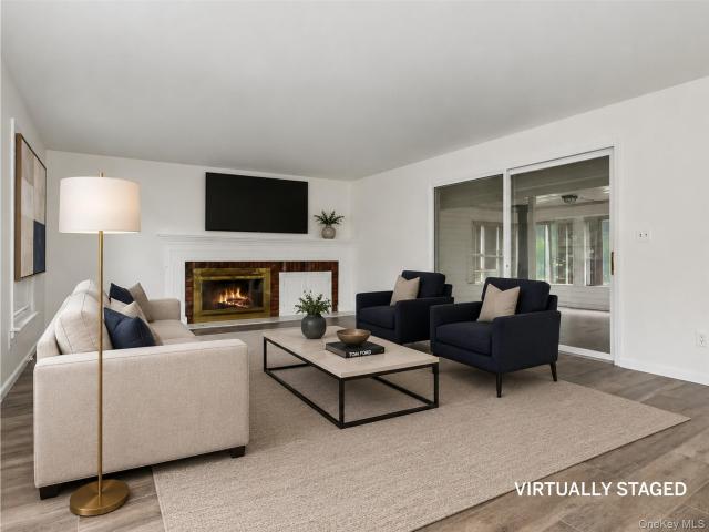 4 Woodward Terrace