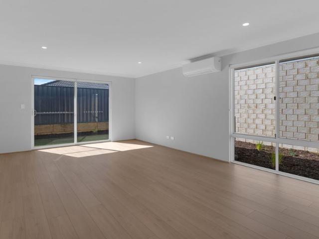 4 x 2 Family Home in Baldivis
