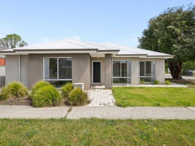 4 x 2 Family home on a corner block