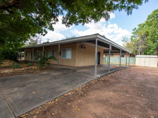 4 x 2 Great Value Family Home