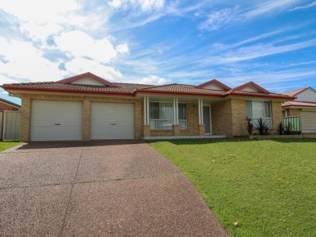 4 x Bedroom Family Home in Hunterview