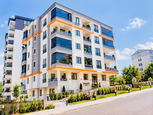 4 YOL KENARI ÇINARLIKTA SIFIR TAŞINMAYA HAZIR GENİŞ 2+1