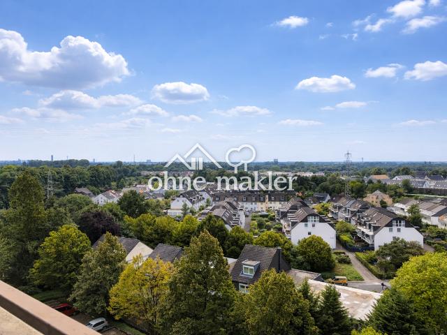 4 Z Whg. ganz oben, TG, 2 Aufzüge, Gäste WC, Loggia mit Weitblick