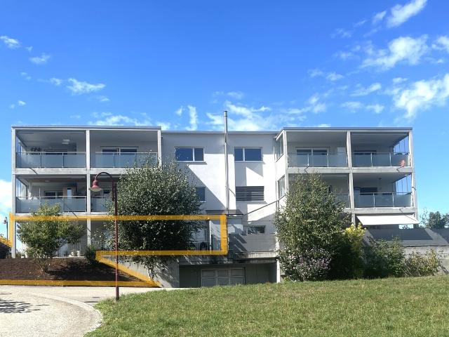4½ Zi Gartenwohnung Wohnen mit Komfort und Weitsicht
