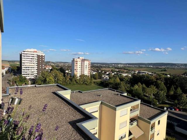 4 Zi. Wohnung | 100 m² | 7.OG | Süd Balkon | Aufzug | 2 Garagen