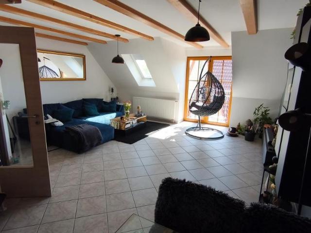 4 Zi. Wohnung in DG / Galerie mit Garten auf Wunsch, Balkon und Garage in Höchstadt OT