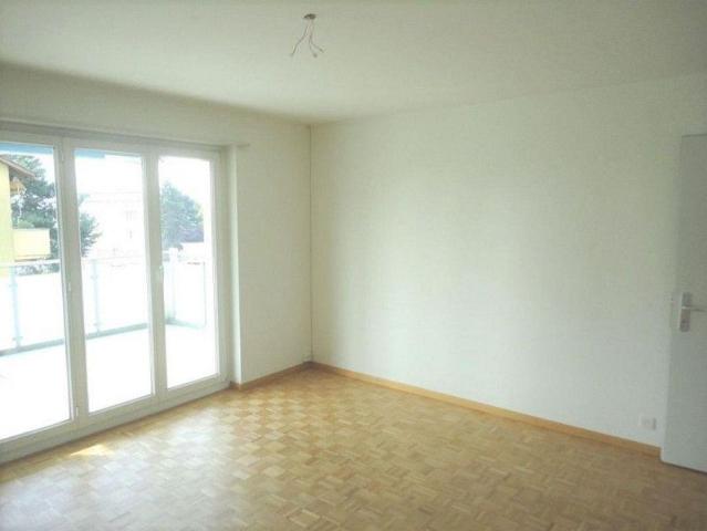 4 Zi. Wohnung, mit grossem Balkon