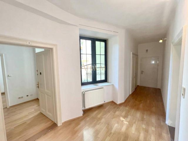 4 Zi Wohnung mit 2 Bädern, Aufzug & Einbauküche im 5. Bezirk
