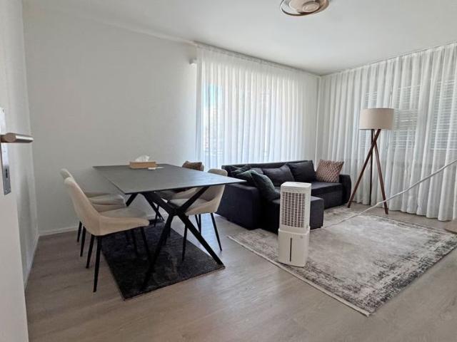 4 Zimmer, 64 m², 1. Stock