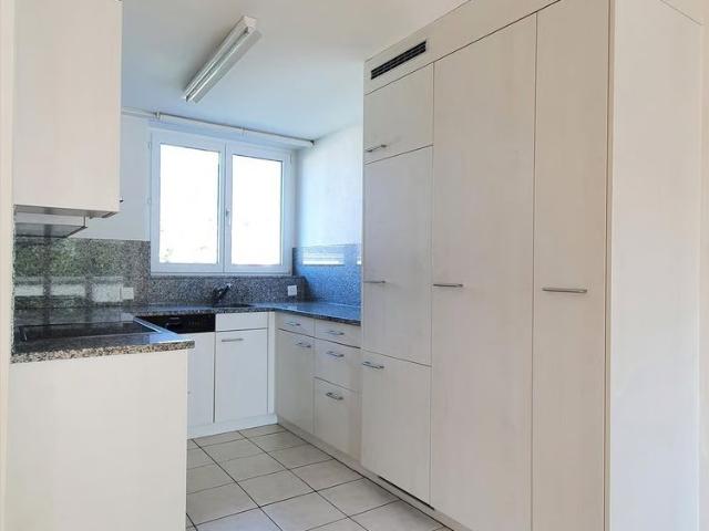 4 Zimmer, 65 m², 3. Stock
