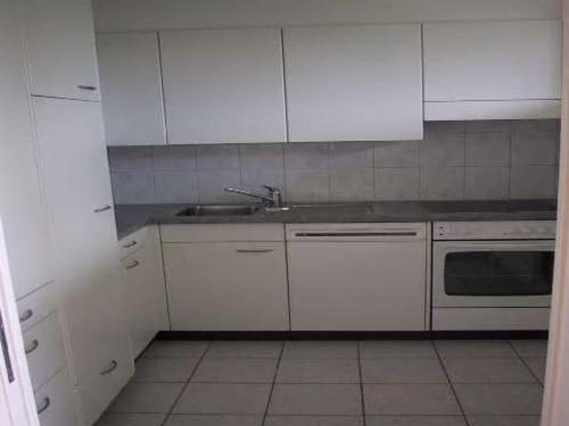 4 Zimmer, 73 m², 2. Stock