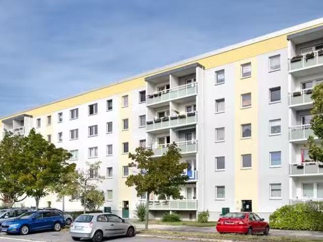 4 Zimmer 71 m² 449 € Kaltmiete Wohnungen in Cottbus