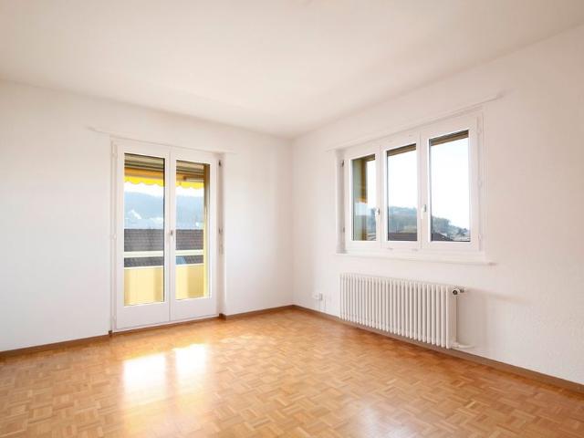 4 Zimmer, 77 m², 2. Stock