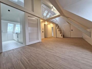 4 Zimmer, 77 m², 2. Stock